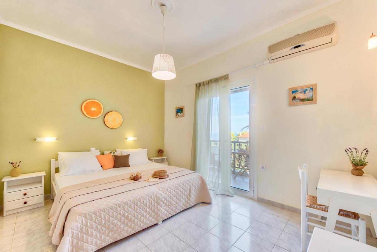 Panorama Studios & Apartments Amoudi Luaran gambar