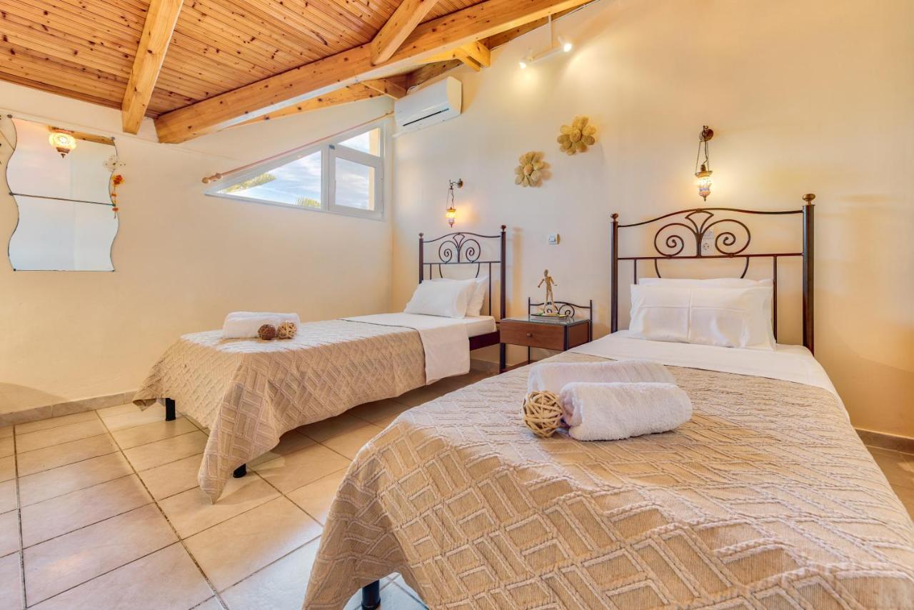 Panorama Studios & Apartments Amoudi Luaran gambar